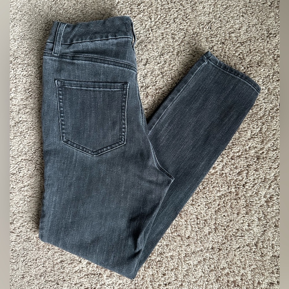 Express Skinny Mid-Rise Ultra Hyper Strech.